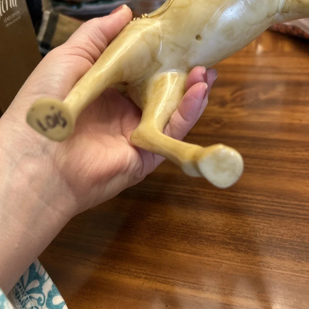 Vintage Golf Embossed Marble Look Reindeer Decor Centerpiece 10‎ Inches